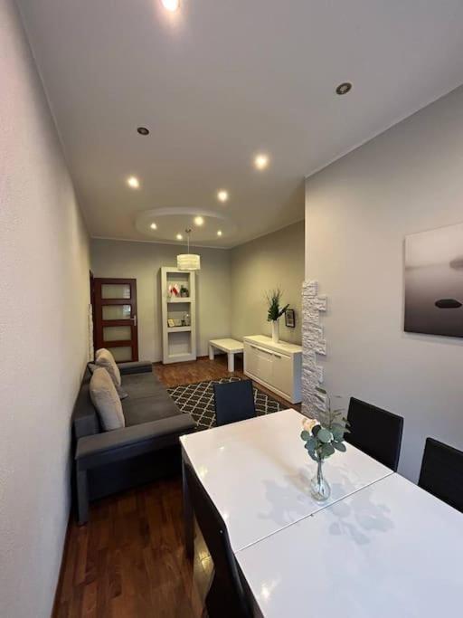 Big Apart - Rynek 8 - Nice View - 3 Rooms - 9 People 弗罗茨瓦夫 外观 照片