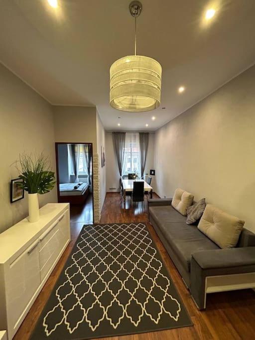 Big Apart - Rynek 8 - Nice View - 3 Rooms - 9 People 弗罗茨瓦夫 外观 照片