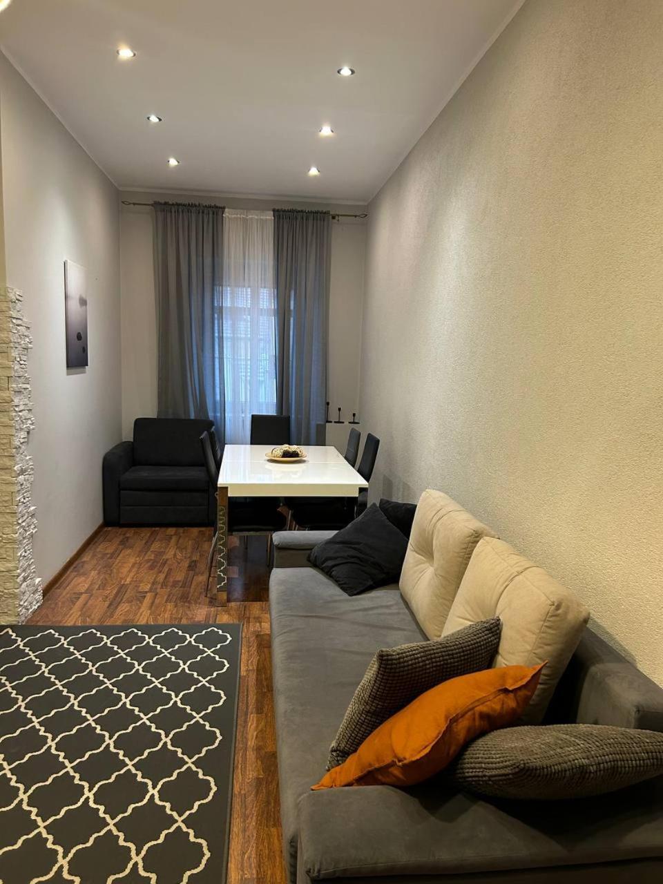 Big Apart - Rynek 8 - Nice View - 3 Rooms - 9 People 弗罗茨瓦夫 外观 照片