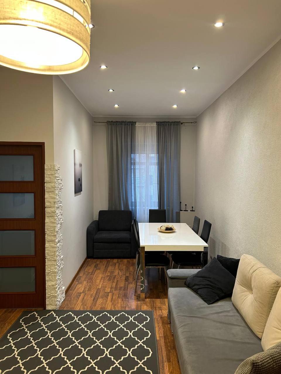 Big Apart - Rynek 8 - Nice View - 3 Rooms - 9 People 弗罗茨瓦夫 外观 照片